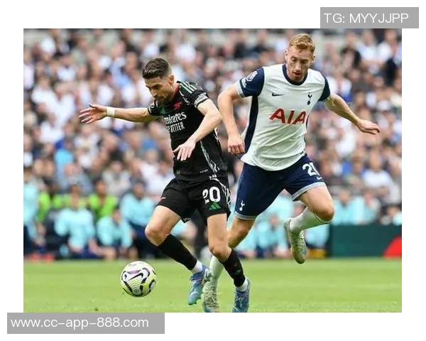 英超射手榜揭晓曼城阿森纳领跑热刺红军蓝军紧随其后争夺荣耀