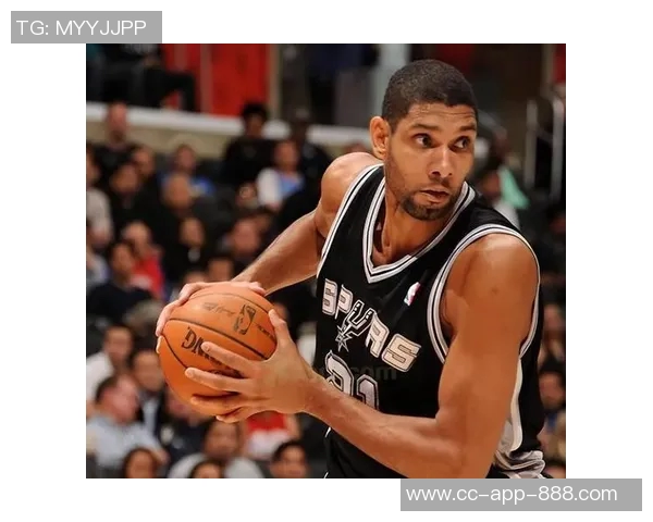 文班谈球队战术多样性认为马刺的纯粹篮球更符合战术本质与发展方向