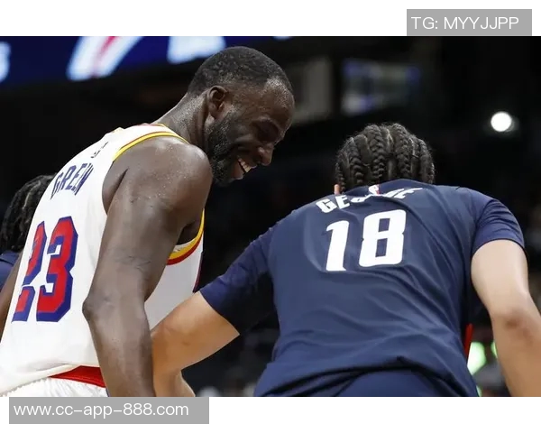 凯肖恩乔治22岁前表现惊艳30分10板5三分2断2帽追平文班卢卡数据