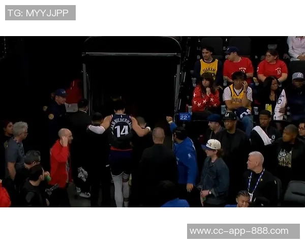 快船新秀中锋尼德豪泽因右脚跖骨损伤将接受手术赛季报销